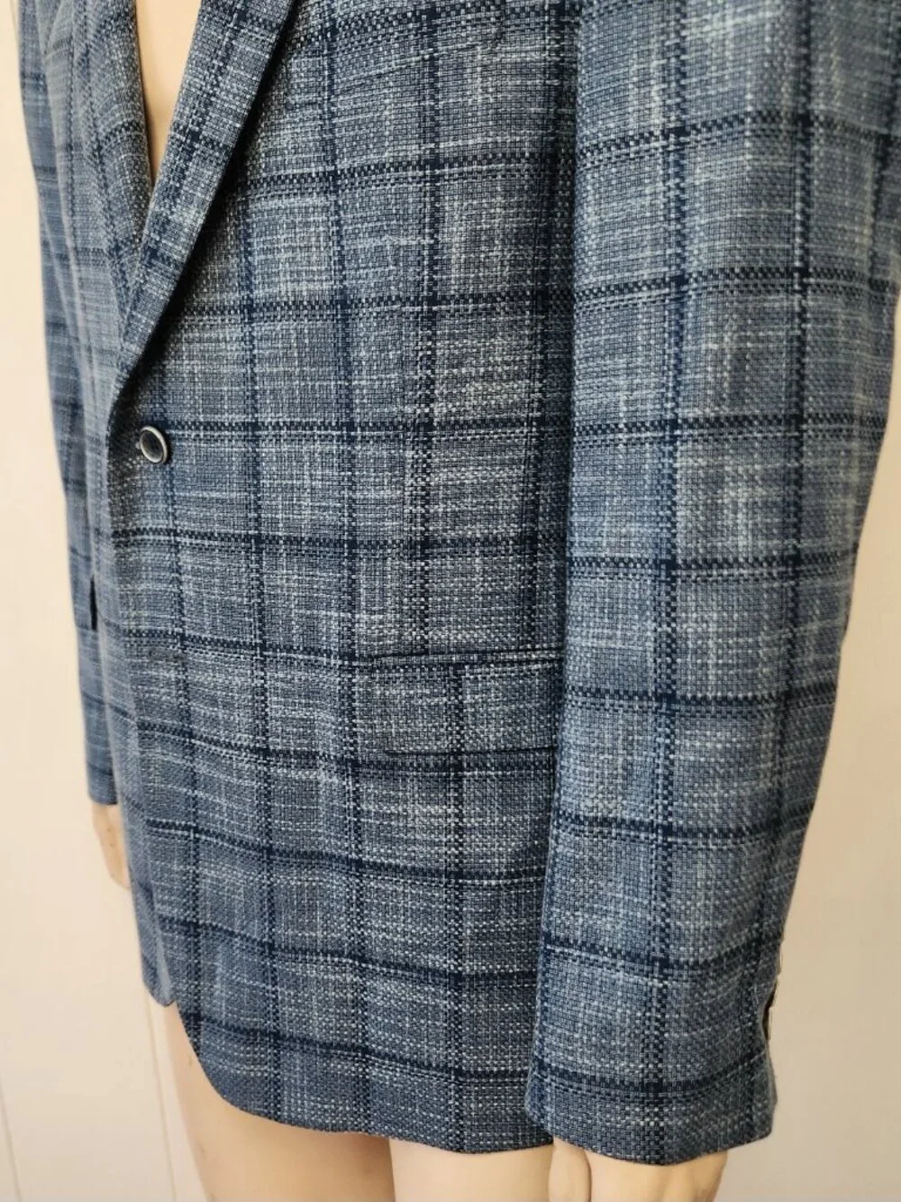 blue plaid sport coat 42R men's Tom James two button jacket